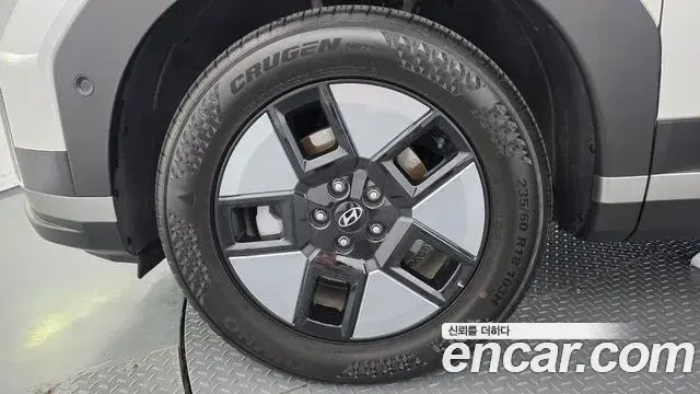 Hyundai Santa Fe 2024 — Фото 4/20