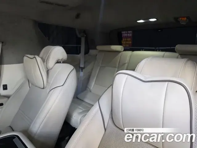 Cadillac Escalade 2023 — Photo 9/20