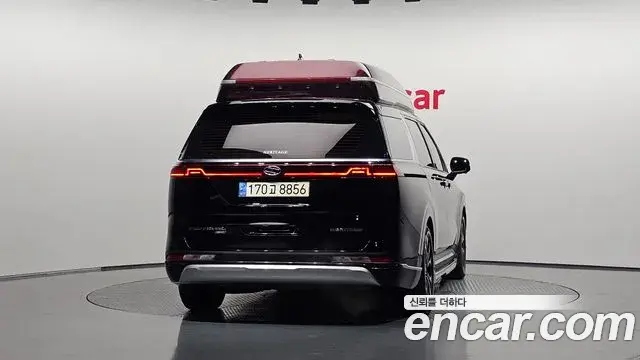 Kia Carnival 2021 — Фото 4/20