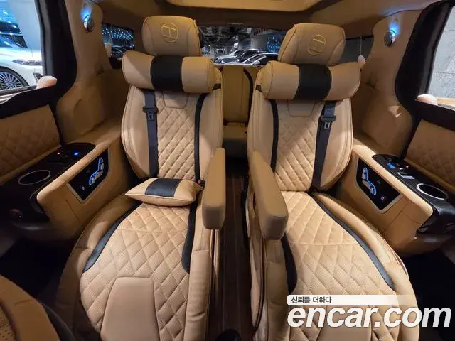 Kia Carnival 2021 — Фото 11/20