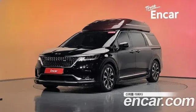 Kia Carnival 2021 — Фото 1/20