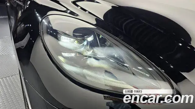 Porsche Macan 2020 — Şəkil 11/31