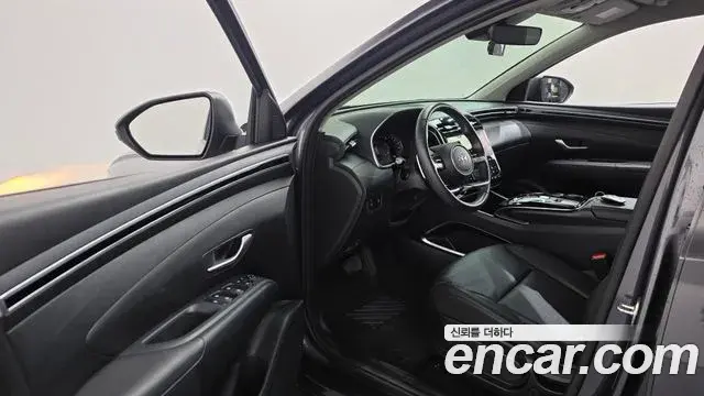 Hyundai The New Tucson 2023 — Фото 10/20