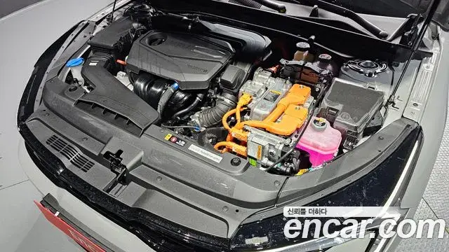 Kia K5 2025 — Photo 30/36