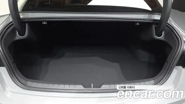 Kia K5 2025 — Şəkil 34/34