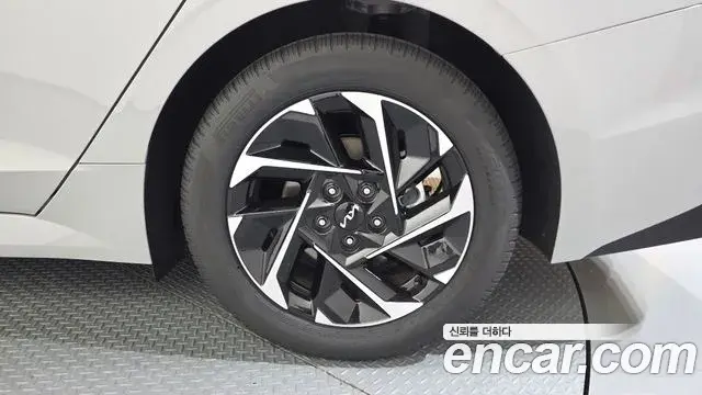 Kia K5 2025 — Şəkil 5/34