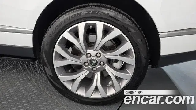 Land Rover Range Rover 2019 — Şəkil 19/34