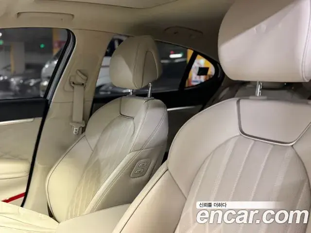 Genesis G70 2021 — Photo 4/17