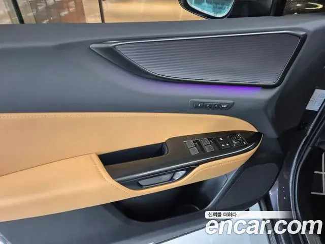 Lexus NX450h+ 2025 — Photo 15/20