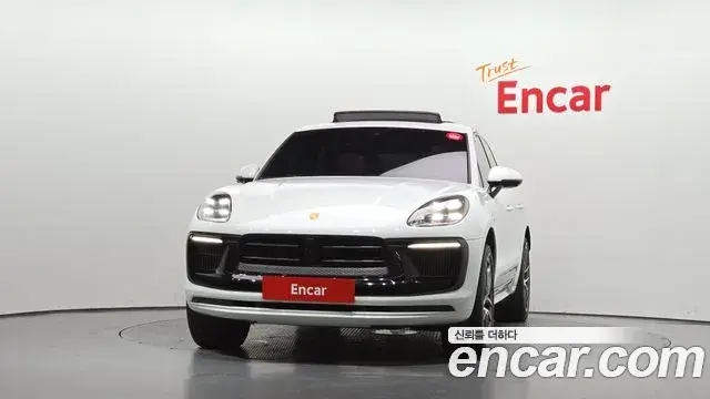 Porsche Macan 2022 — Şəkil 5/32