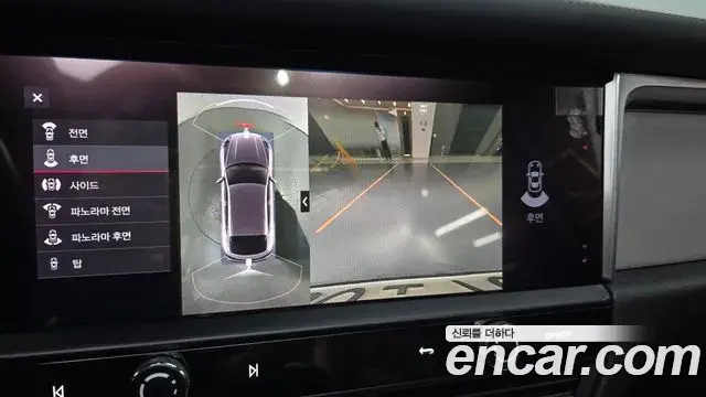 Porsche Macan 2022 — Şəkil 29/32