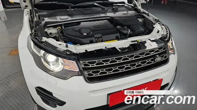 Land Rover Discovery Sport 2019 — Фото 6/20