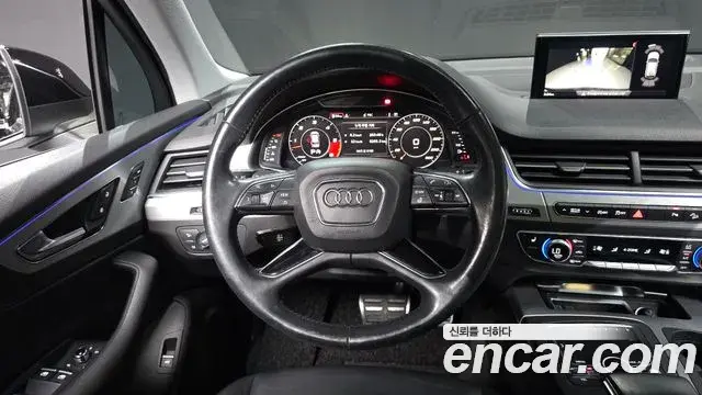 Audi Q7 2019 — Фото 13/20