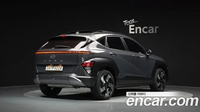 Hyundai Kona 2024 — Фото 2/20