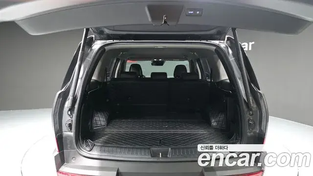 Hyundai Santa Fe 2024 — Фото 20/20