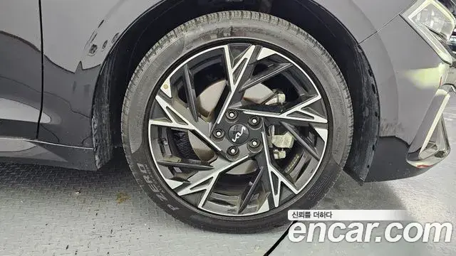 Kia K5 2025 — Şəkil 10/29