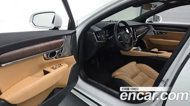 Volvo S90 2022 — ფოტო 2/32