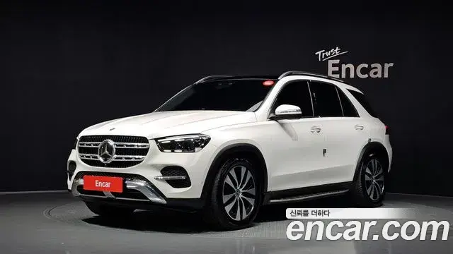 Mercedes-Benz GLE-Class 2024 — Фото 1/20