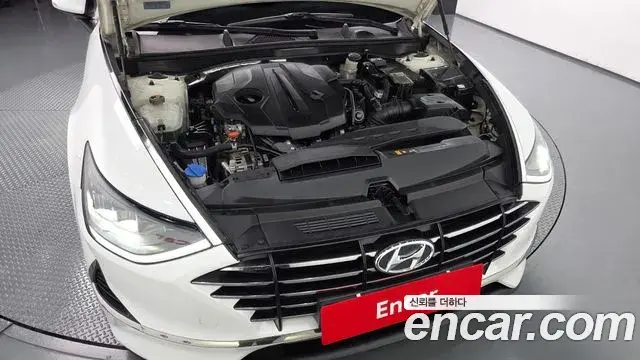 Hyundai Sonata 2020 — Фото 6/20