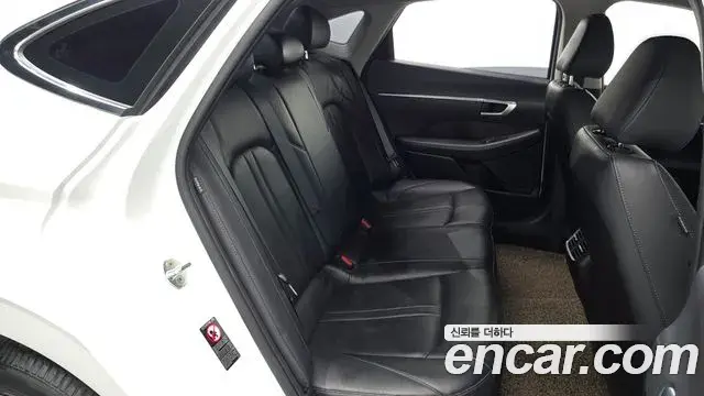 Hyundai Sonata 2020 — Фото 12/20