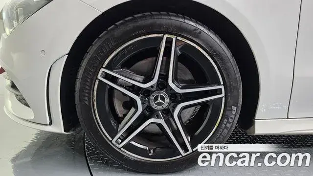Mercedes-Benz CLA-Class 2020 — Фото 5/20