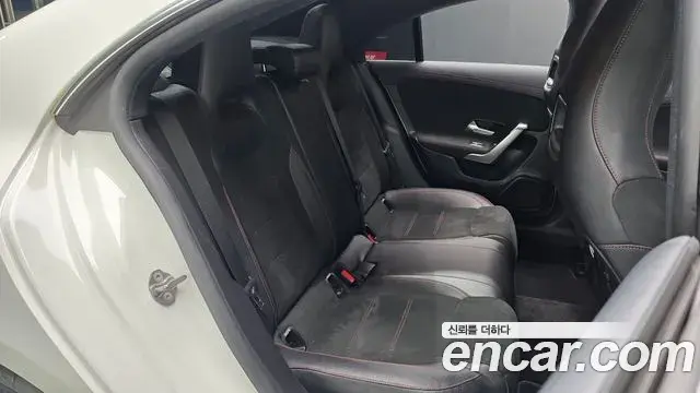 Mercedes-Benz CLA-Class 2020 — Фото 11/20