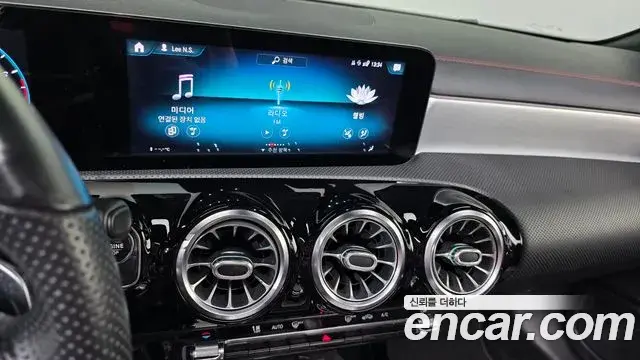 Mercedes-Benz CLA-Class 2020 — Фото 15/20