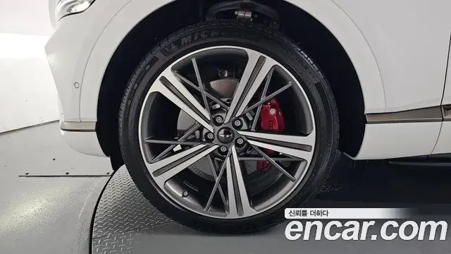 Genesis GV80 Coupe 2024 — ფოტო 9/38