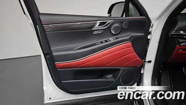 Genesis GV80 Coupe 2024 — ფოტო 21/38