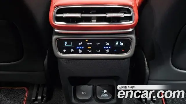 Genesis GV80 Coupe 2024 — ფოტო 19/38
