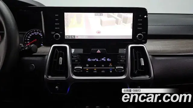 Kia Sorento 2021 — Şəkil 14/20