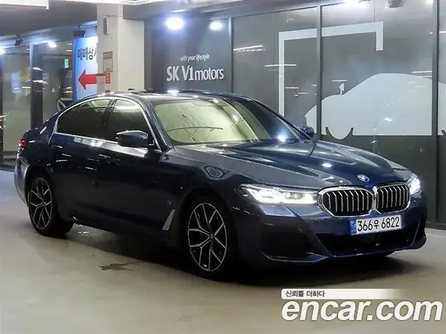 BMW 5 Series 2021 — Фото 10/20