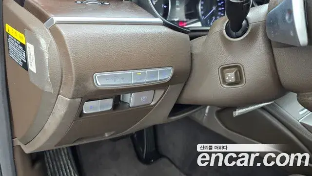 Kia The K9 2019 — ფოტო 16/32