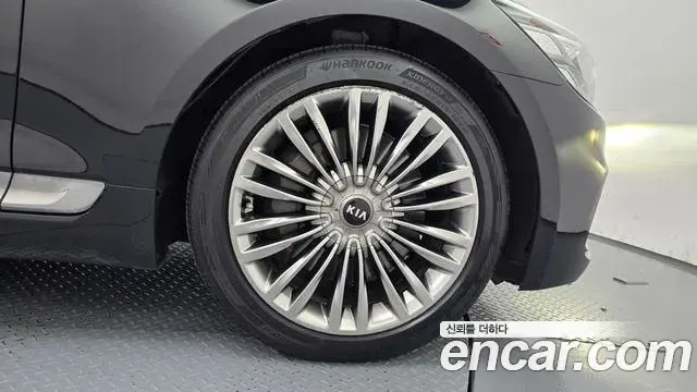 Kia The K9 2019 — ფოტო 12/32