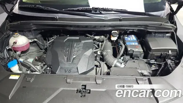 Kia Carnival 2022 — Фото 6/20