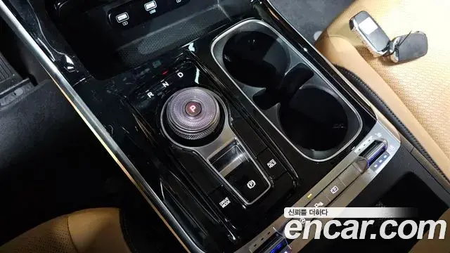Kia Carnival 2022 — Фото 9/20