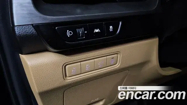 Kia Carnival 2022 — Фото 15/20