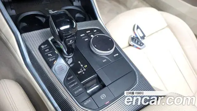 BMW 3 Series 2019 — Фото 9/20