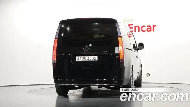 Hyundai Staria 2021 — Фото 4/20
