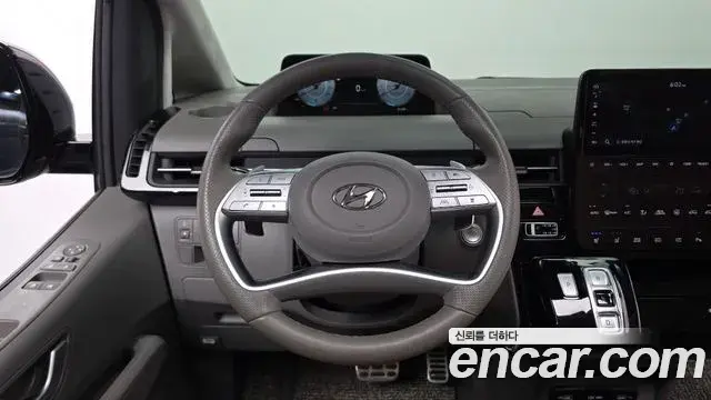 Hyundai Staria 2021 — Фото 14/20
