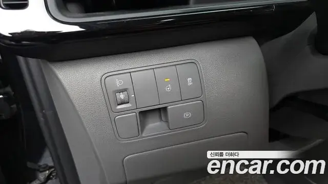 Hyundai Staria 2021 — Фото 19/20