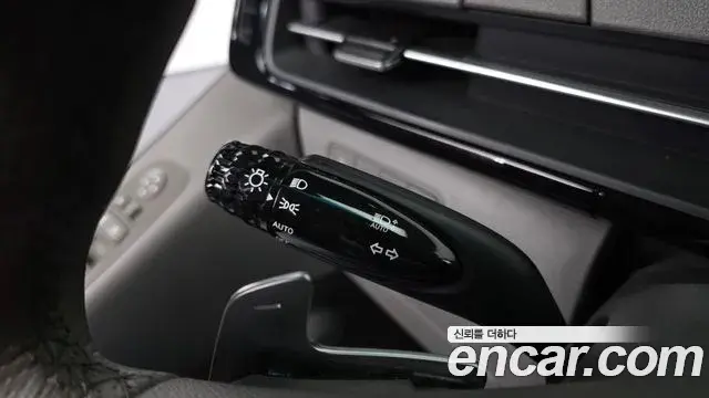 Hyundai Staria 2021 — Фото 20/20