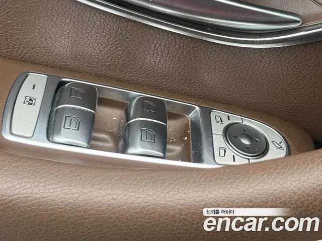 Mercedes-Benz E-Class 2018 — Фото 17/20