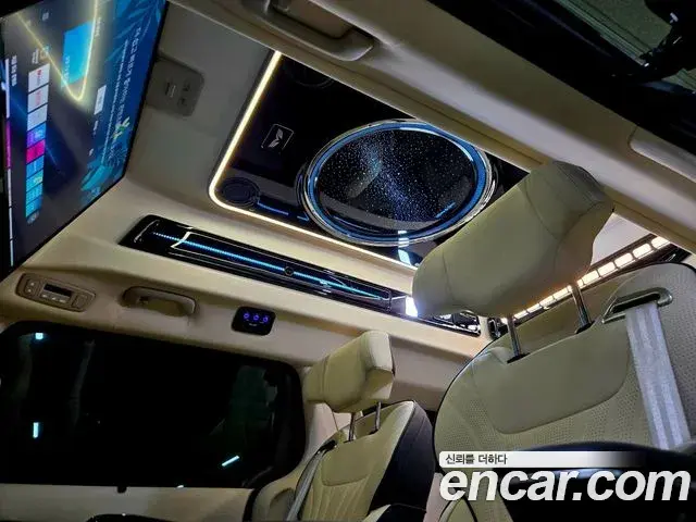 Kia Carnival 2024 — Photo 4/20