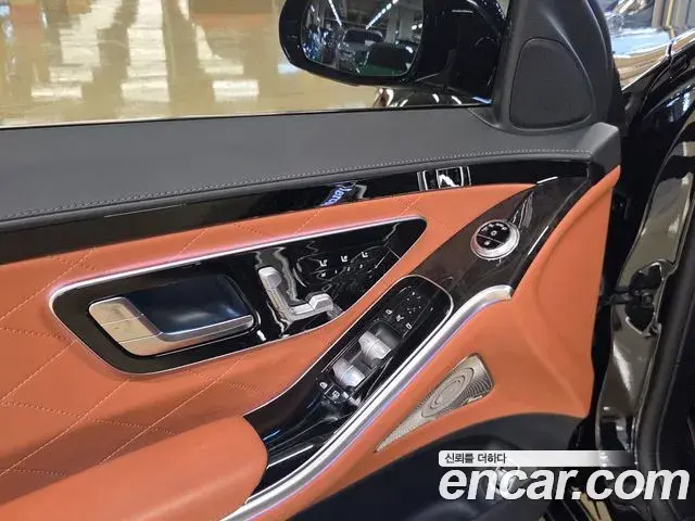 Mercedes-Benz S-Class 2021 — Фото 8/17