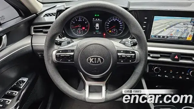 Kia K5 2021 — Фото 13/20