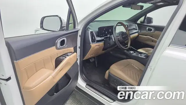 Kia Sorento 2023 — ფოტო 20/38