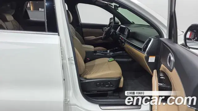 Kia Sorento 2023 — ფოტო 1/38