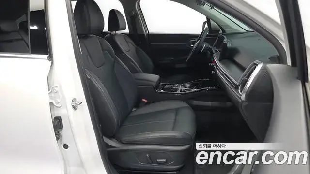 Kia Sorento 2024 — ფოტო 19/34