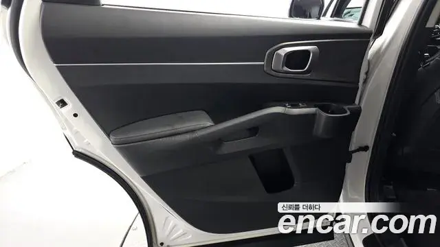 Kia Sorento 2024 — ფოტო 26/34